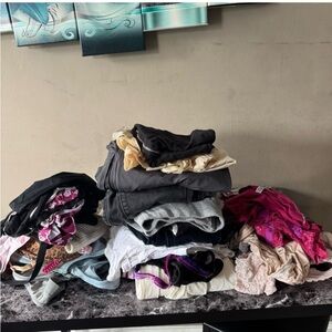 Tank top dress bodysuit hat pants leggings hoodie jeans panties bra skirt tee